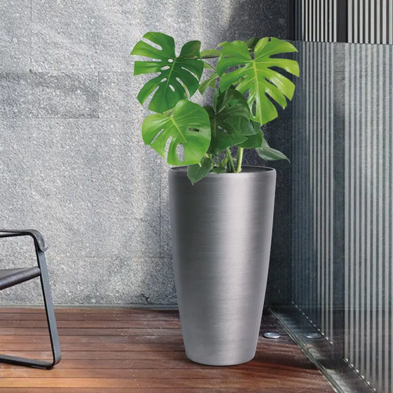 Brushed Steel-Pot Contemporary round.webp